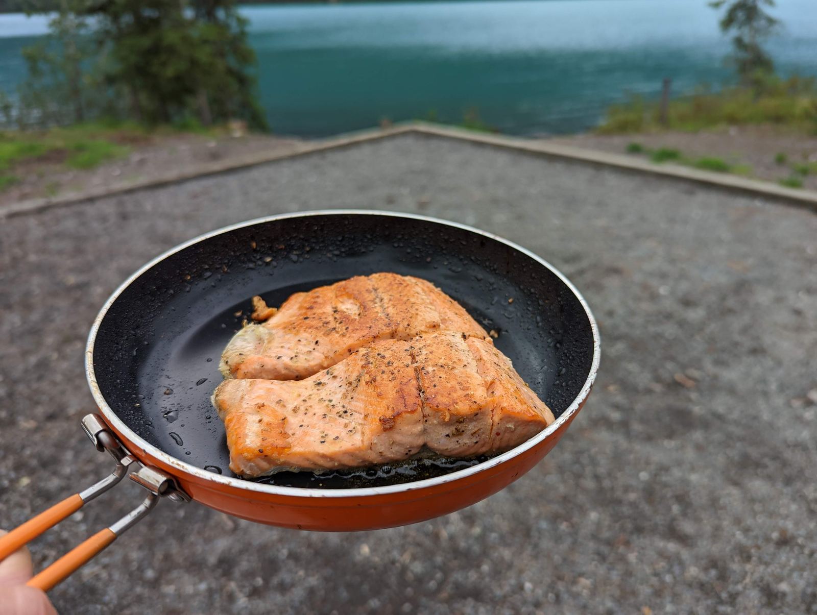 Alaska Shoulder Season: Grocery Logistics & Meal Prep Tips
