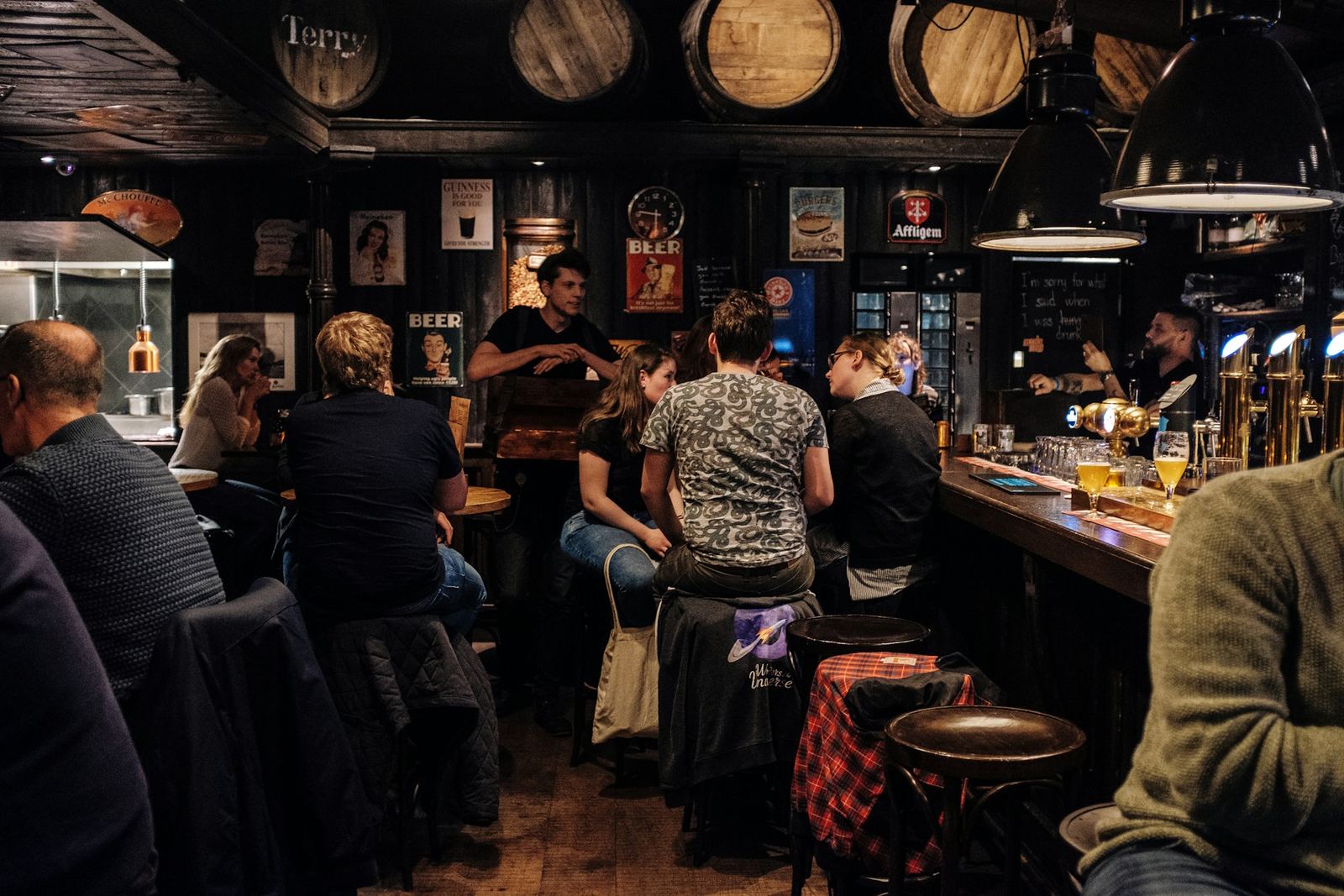 Alaskan Breweries Guide: Taproom Culture and Local Regulations